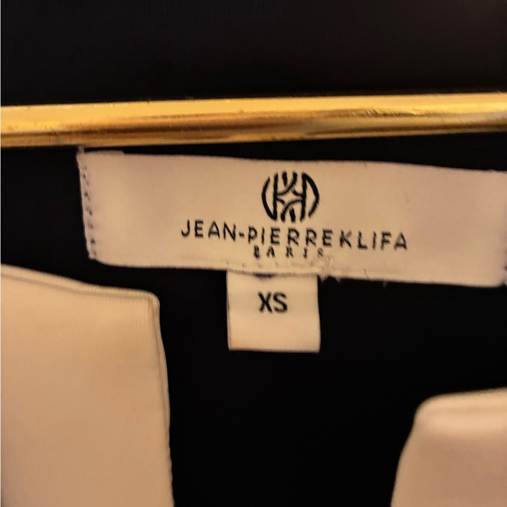Jean -Pierreklifa Elegant Navy and White Sleeveless Top - Picture 4 of 5